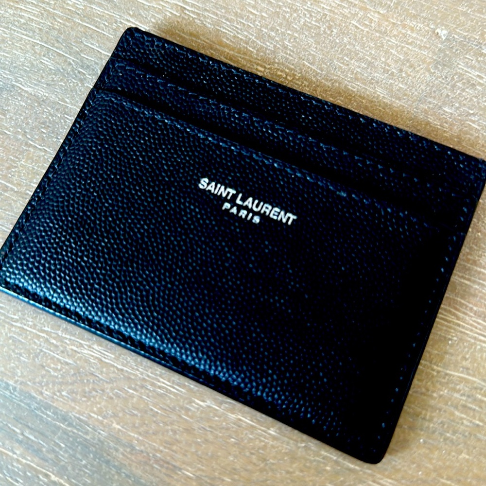 Great condition never used yves st Laurent card holder